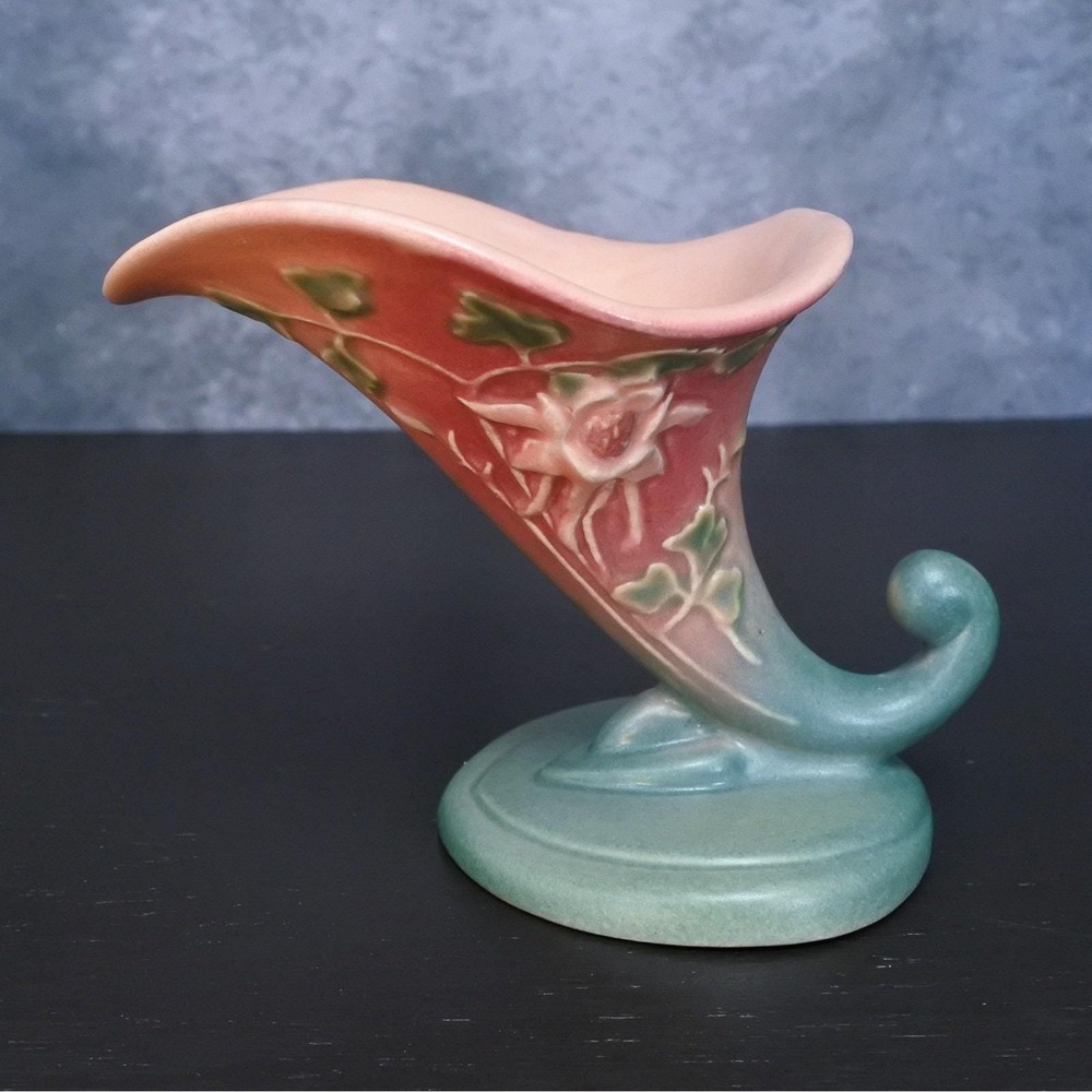 Rare Vintage 1941 Roseville Pottery Columbine Cornucopia Pink Green Vase
